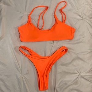 High ribbed bathing suit